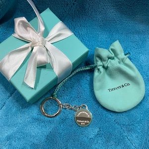 Return to Tiffany keychain